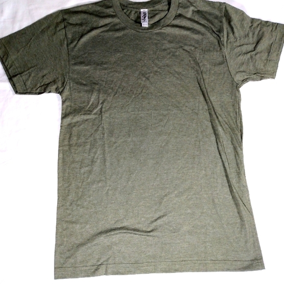 Marky Apparel Olive Crew Neck Tshirt-Medium-New without Tags - Picture 1 of 2